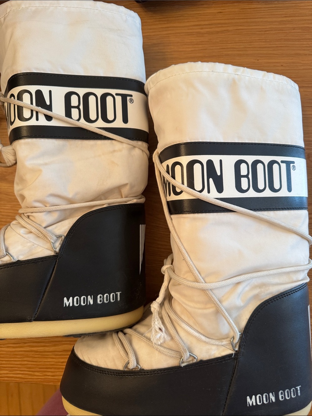 Moon Boots